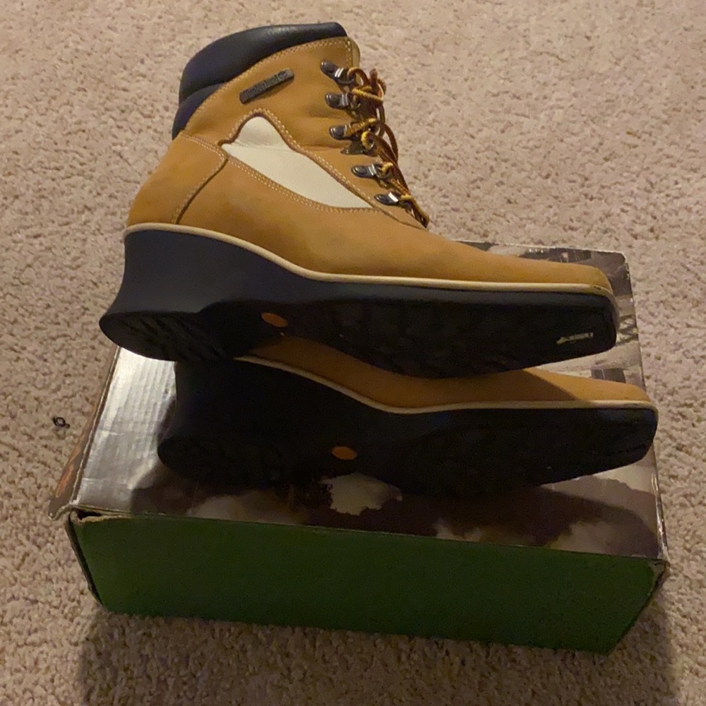 Lightly Used - image 6